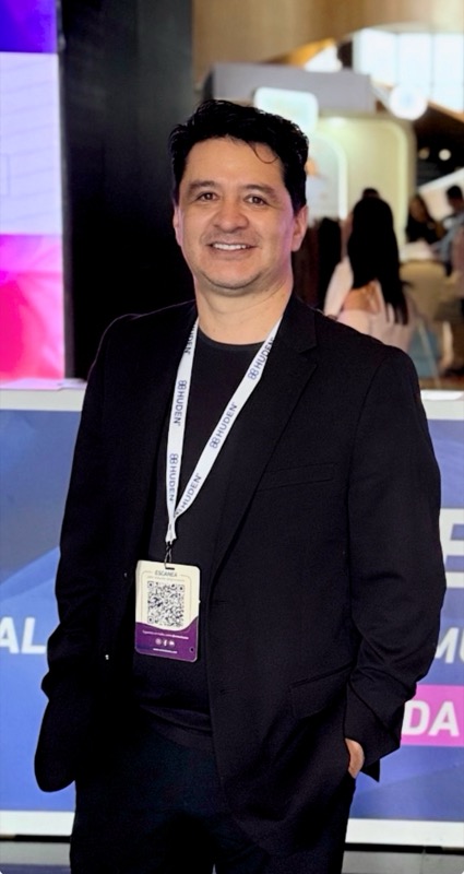 Dr. Edward Sánchez